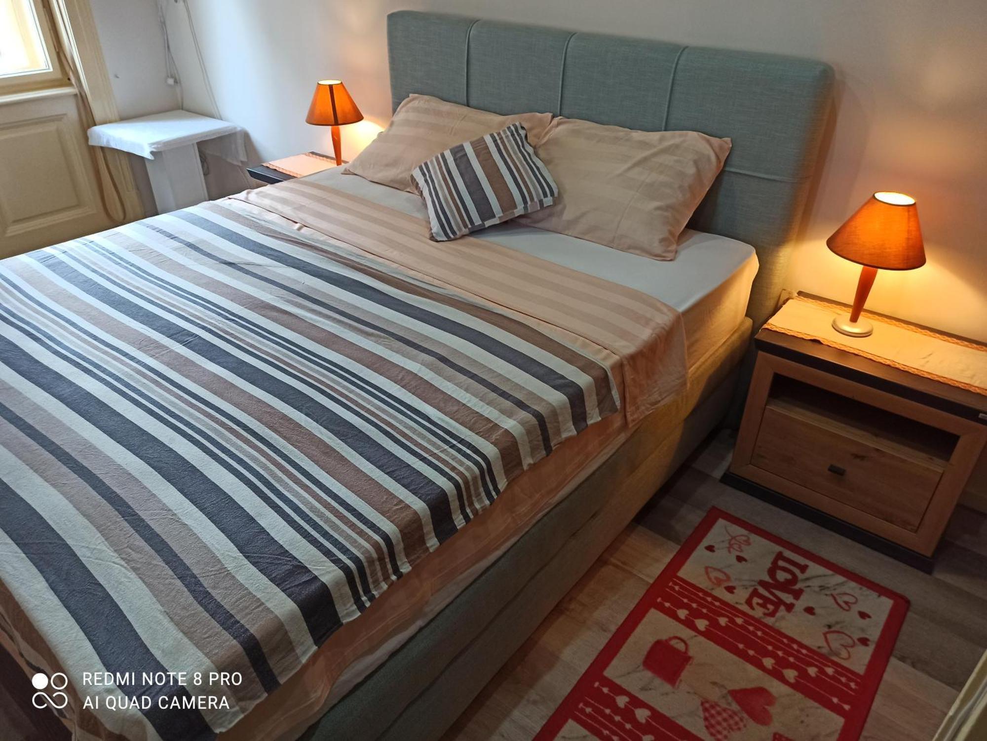 Studio Apartman Lea Pula Eksteriør billede