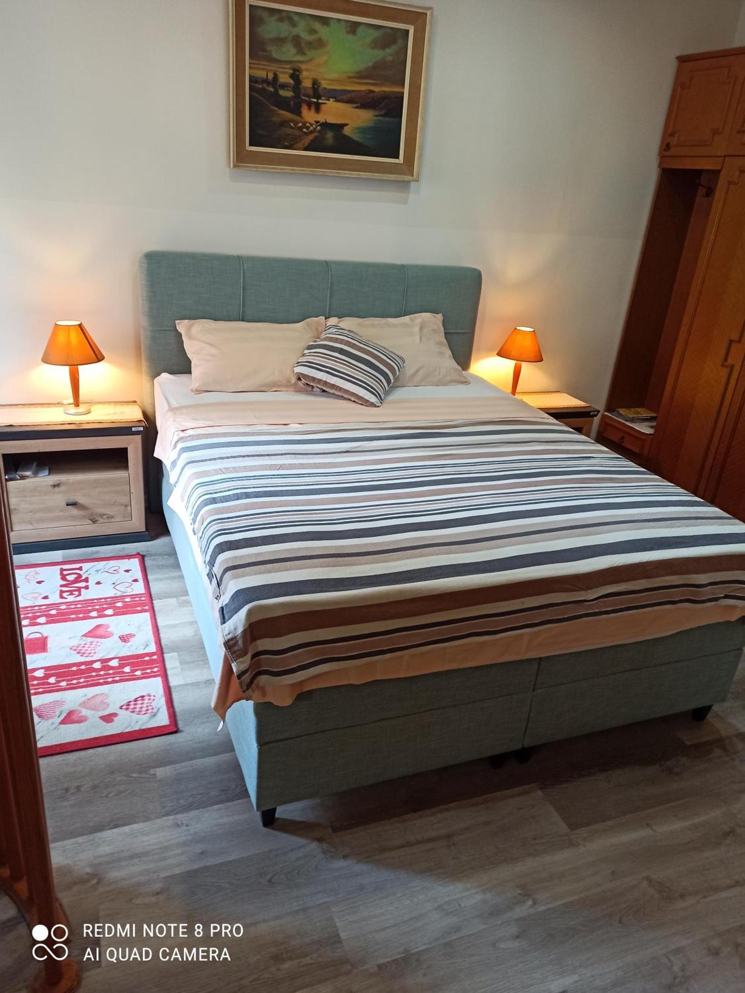 Studio Apartman Lea Pula Eksteriør billede